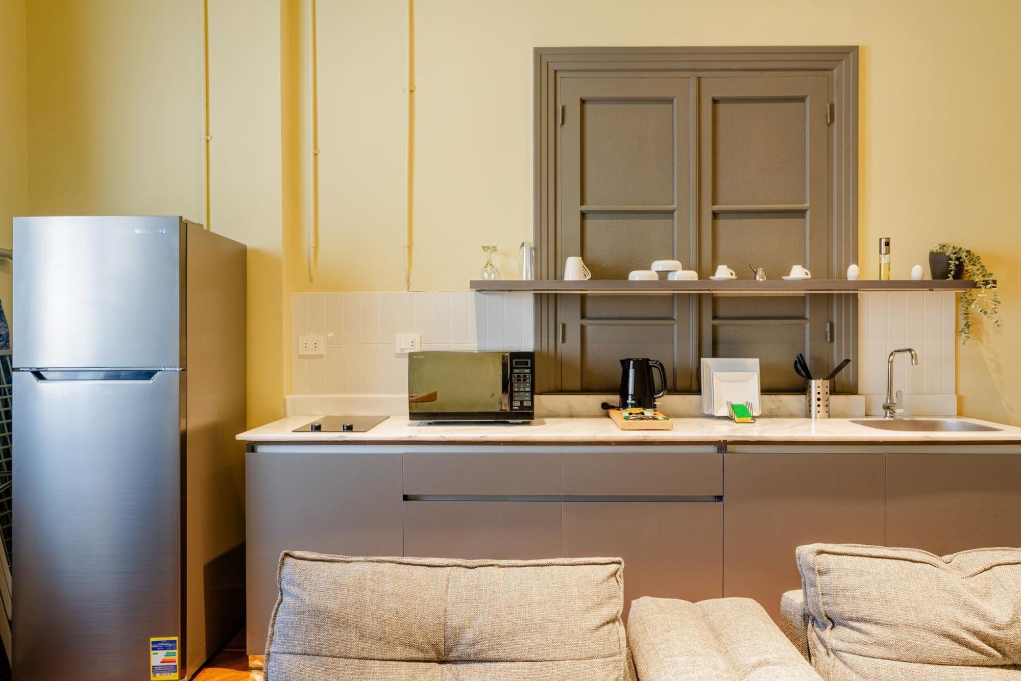 Grey L Studio Apartments Downtown Alexandria Menasce House Exteriér fotografie